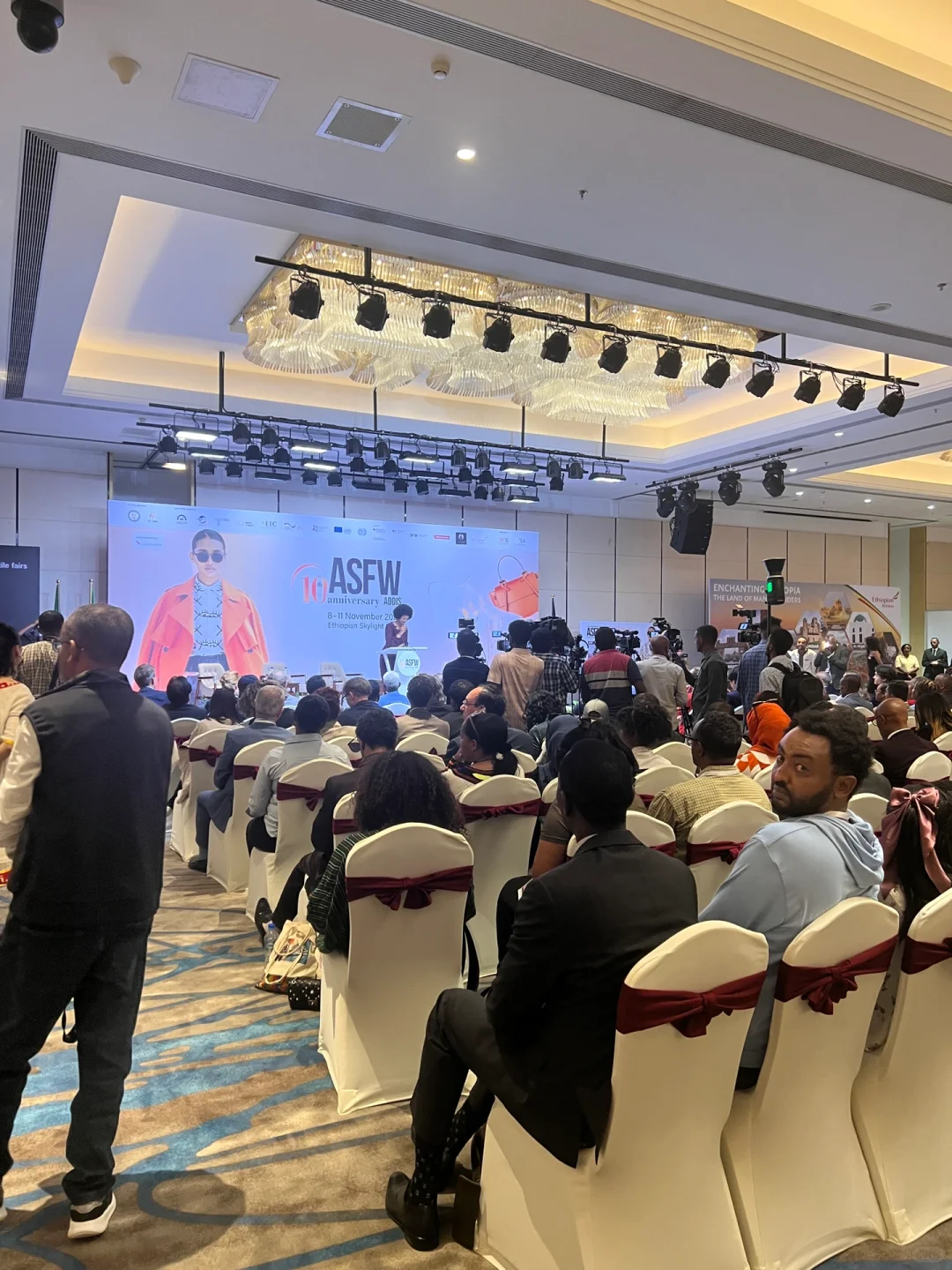 00后纺织外贸日常-出差展会ing