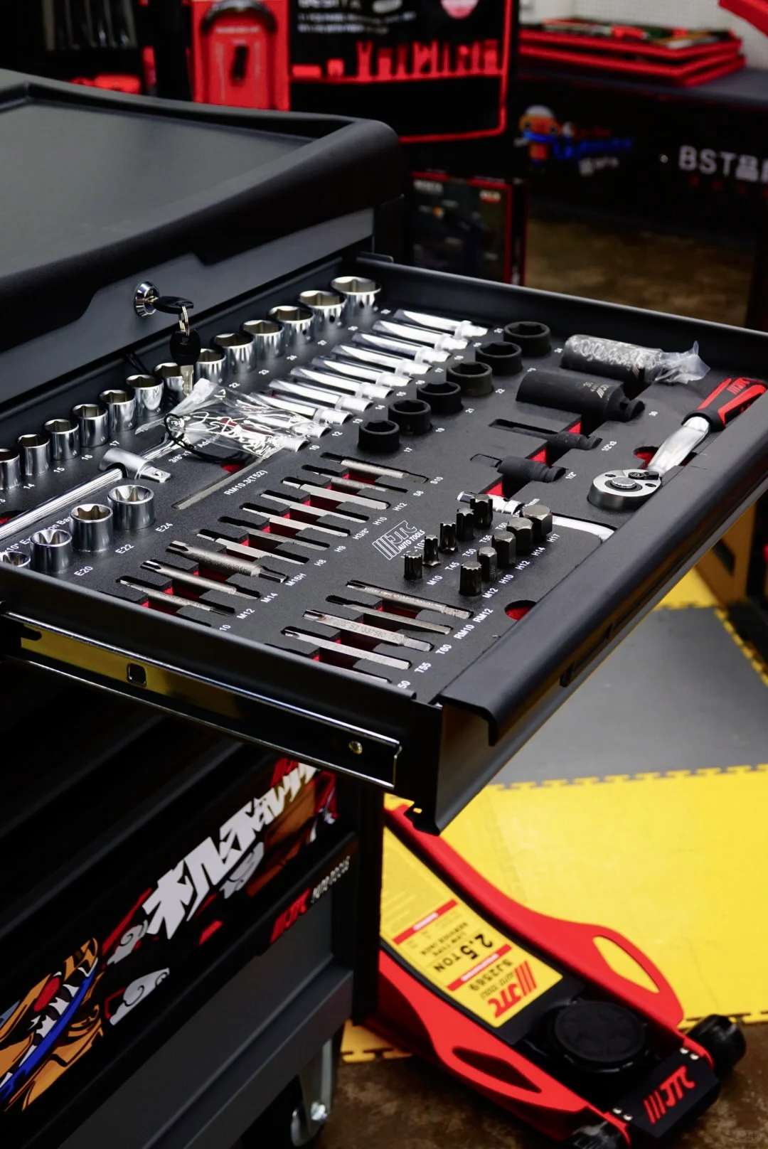 全品维修工具车