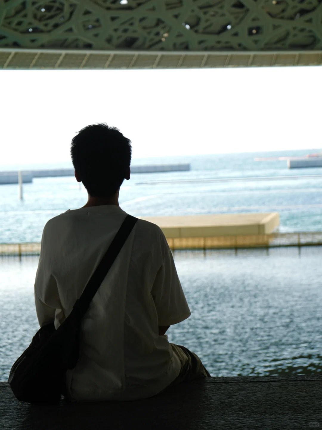 在这里安检被掏出了包里的TT?@阿布扎比