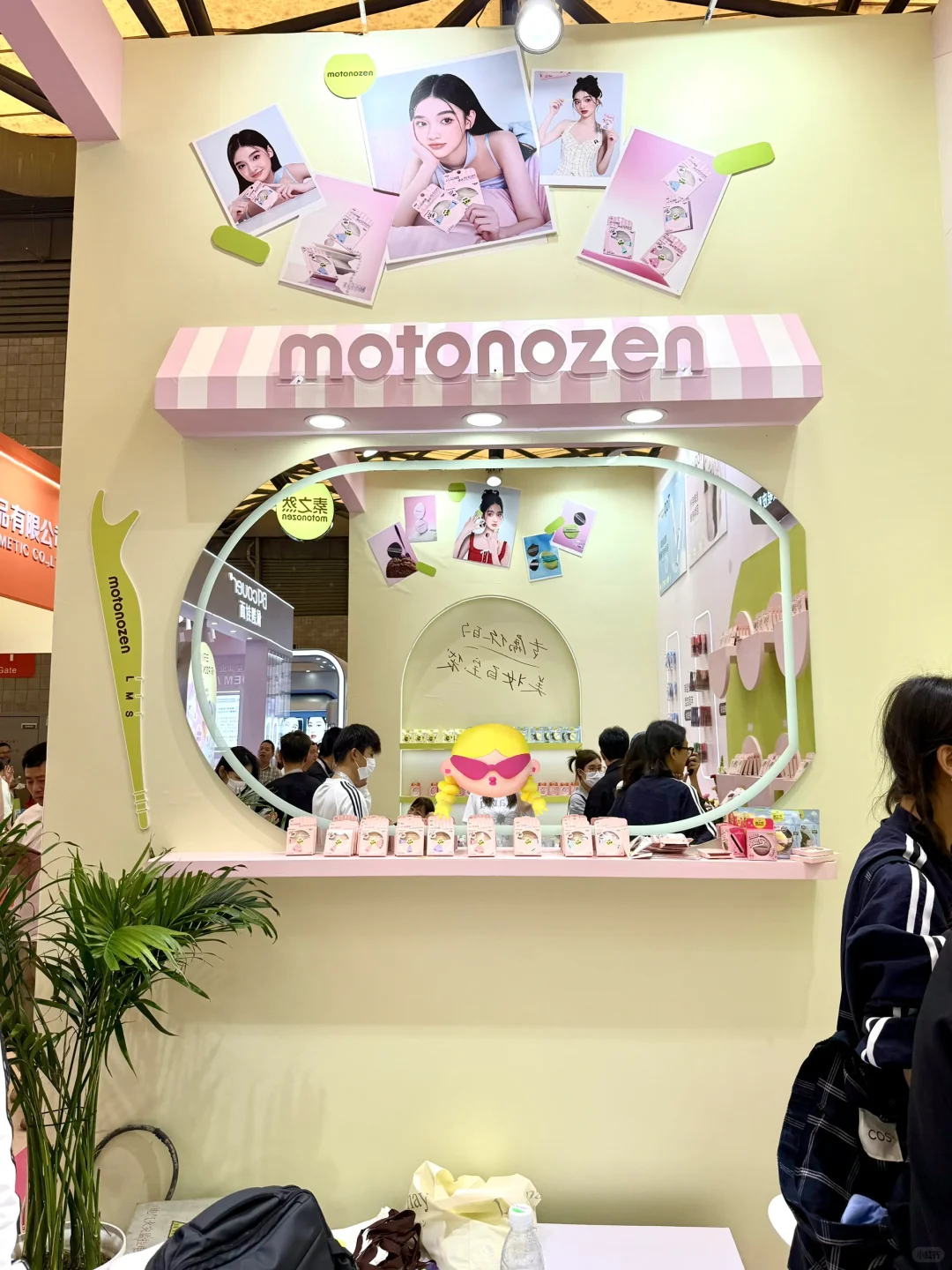 美博会｜当一个平面设计师做展位设计