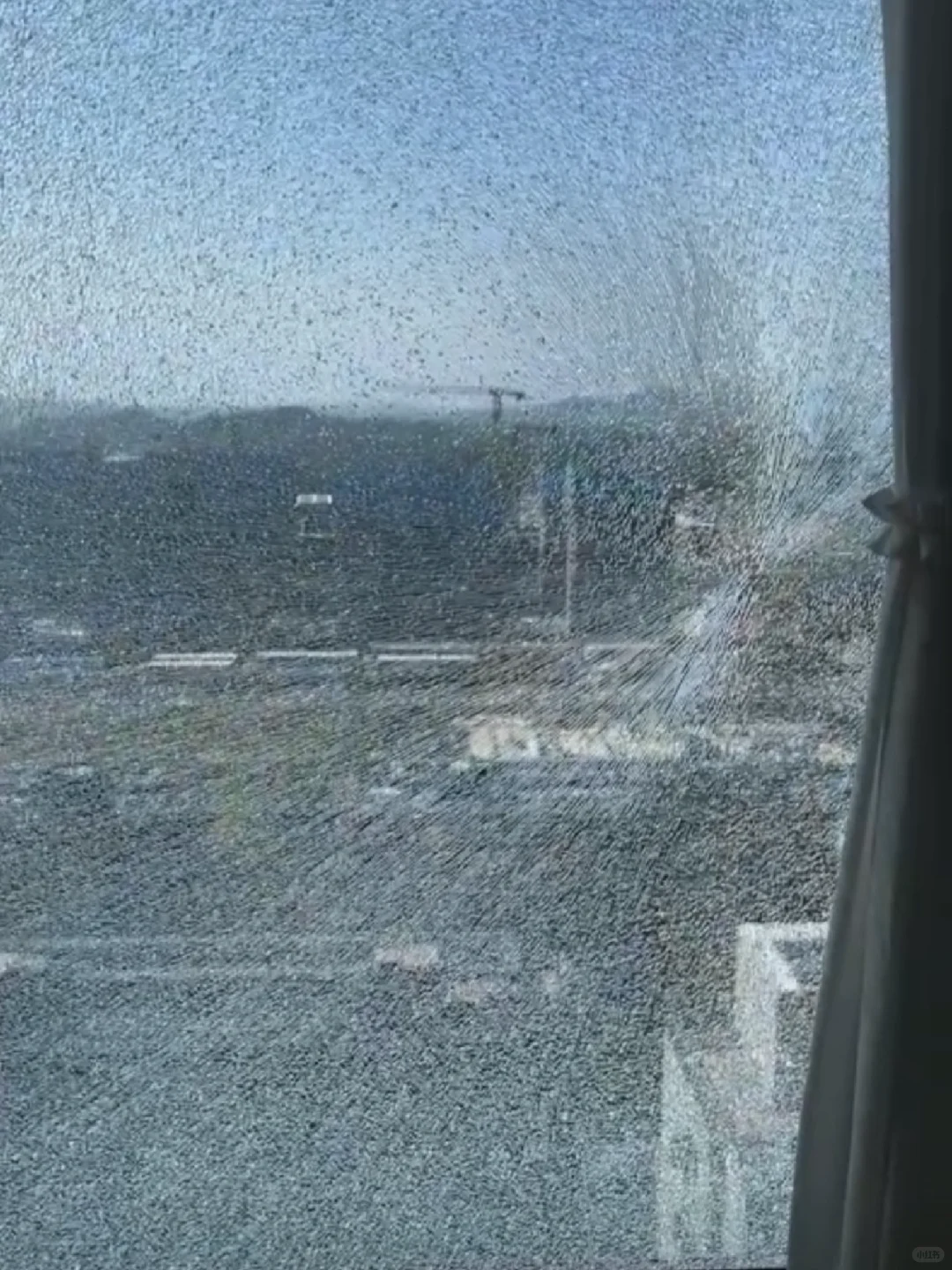 玻璃自爆，求助?