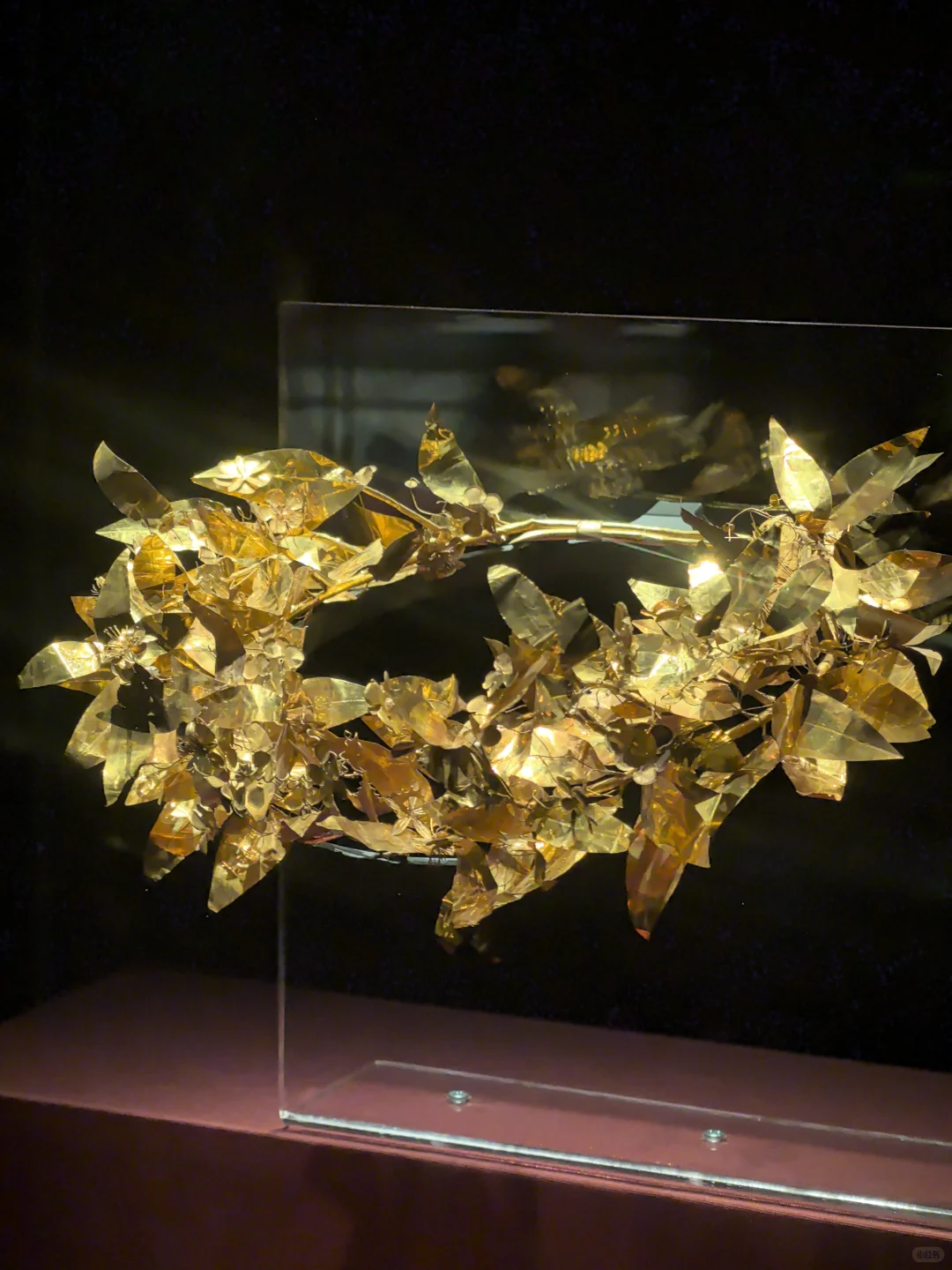 夜游博物馆小记?聊聊两场不同的希腊展