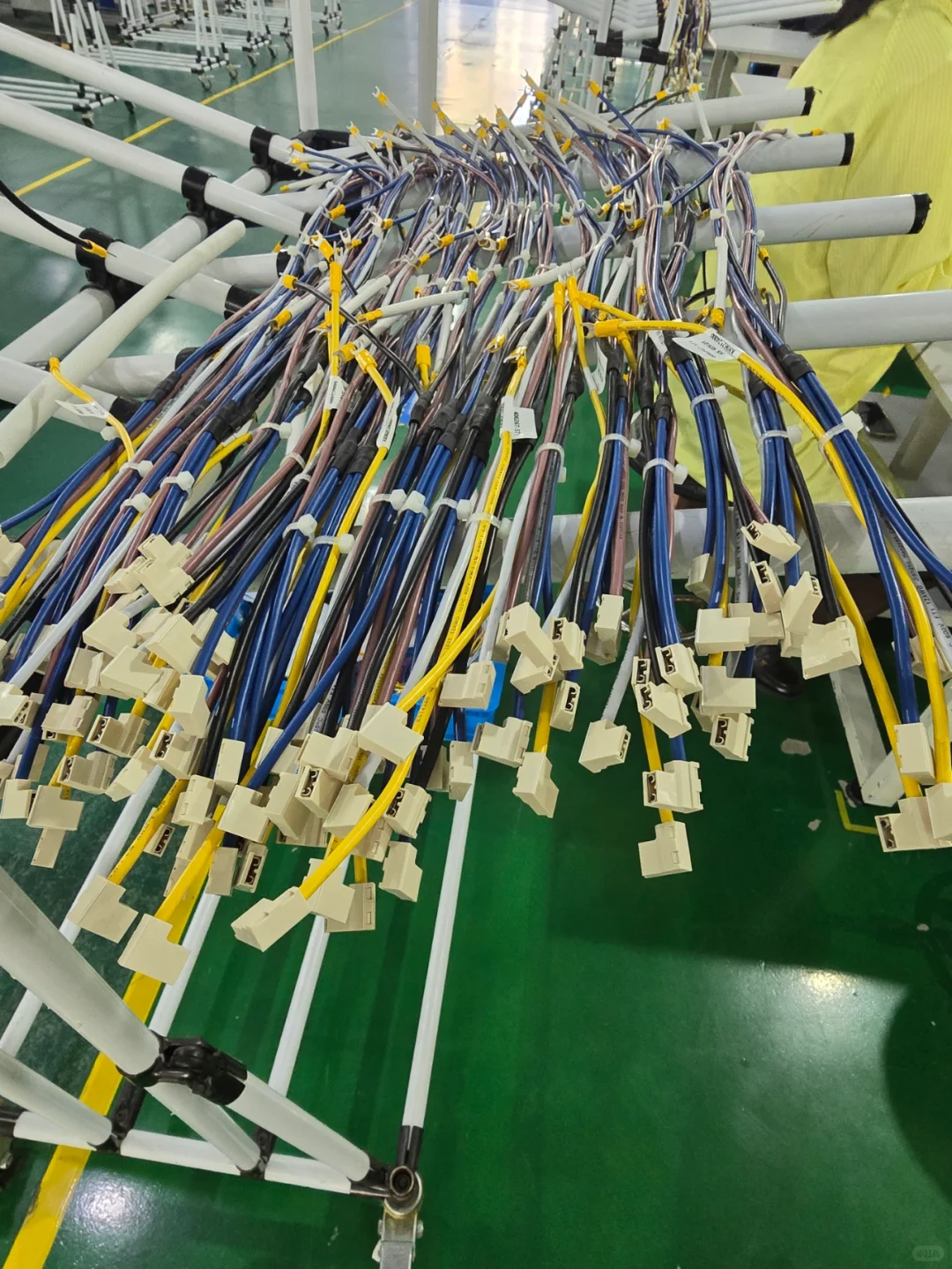 高品质线束制造供应商，全产业链制造工厂。