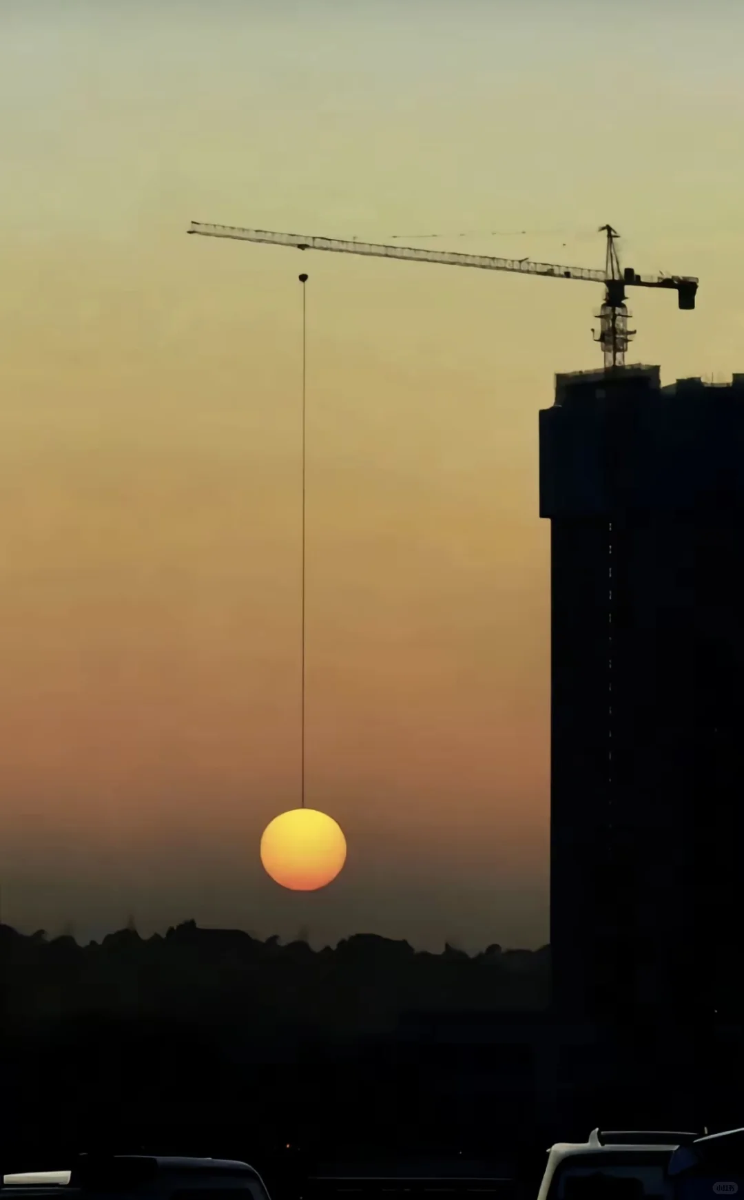 先生,我走不出工地,你把混凝土带走吧…