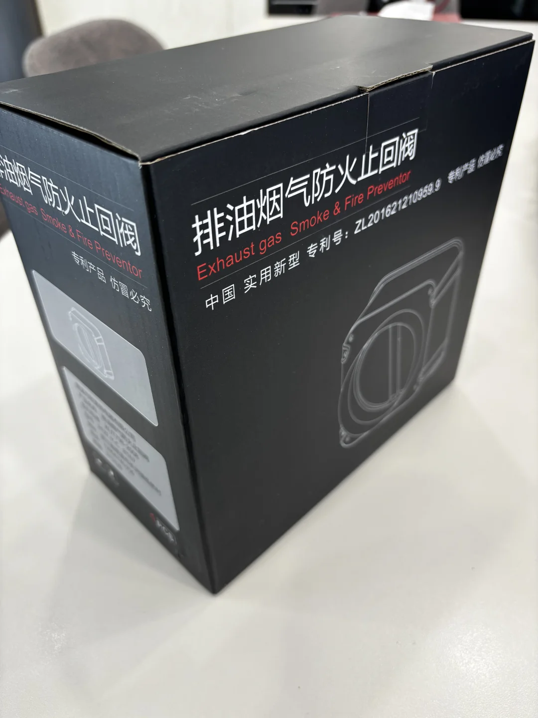 装修厨房一定要选的防烟神器，防油烟倒灌，