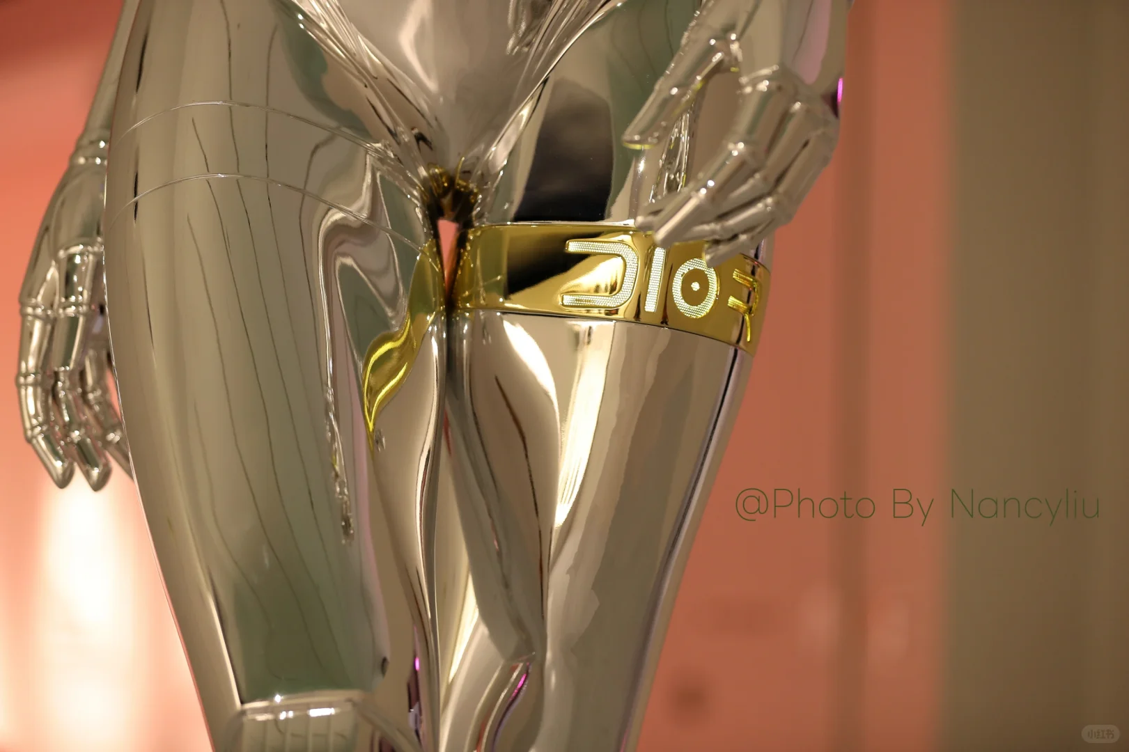 金属迷幻的空山基