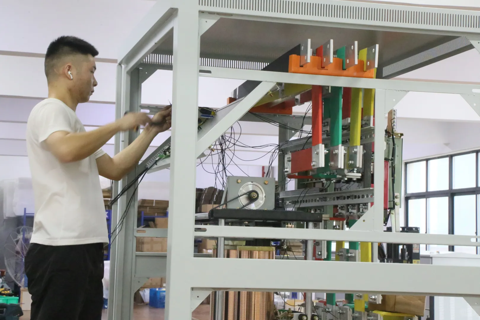 什么是稳压器?稳压器有什么作用?