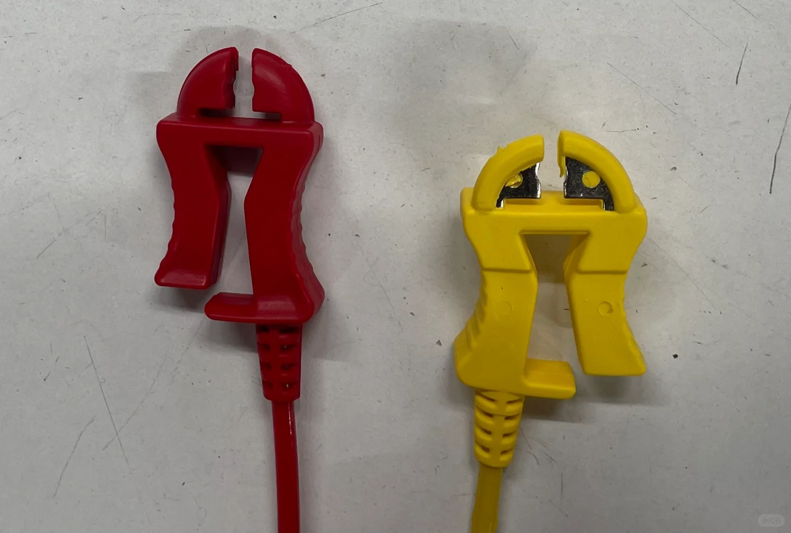 求购：立式注塑机（30+吨），须有UL认证