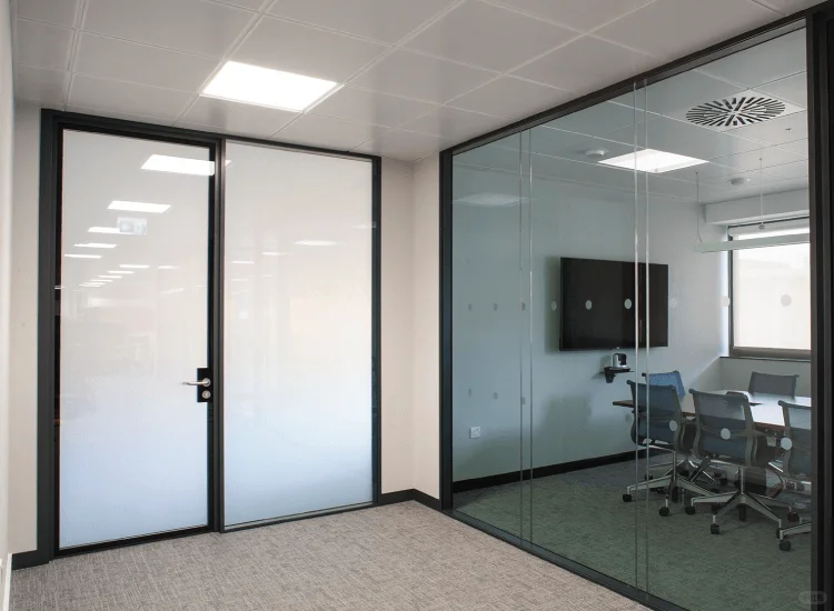 黑科技材料,调光玻璃?