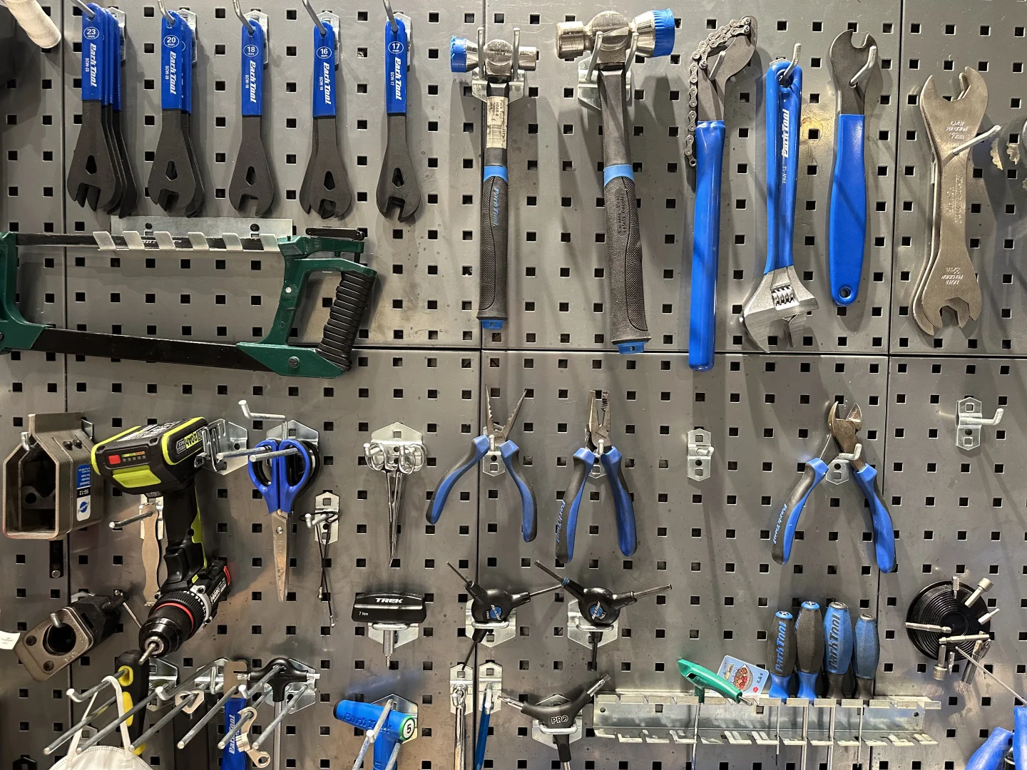 每个男孩都有一个维修工作台的梦