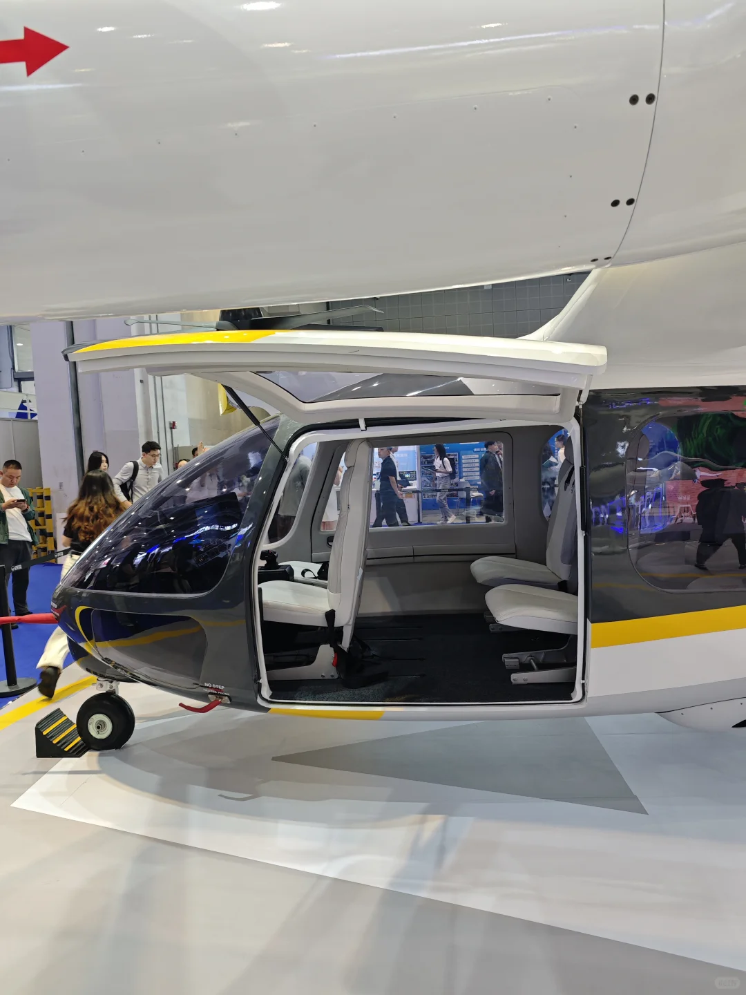 低空经济三面观丨从小展馆看万亿赛道突围