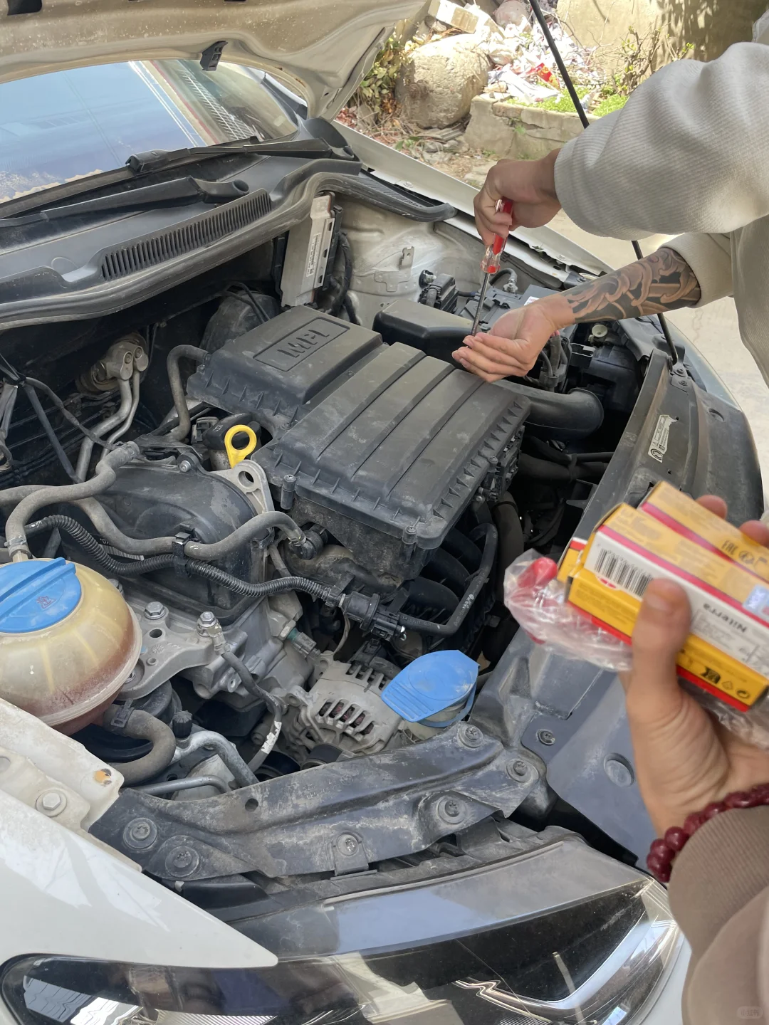 自己更换小polo 火花塞