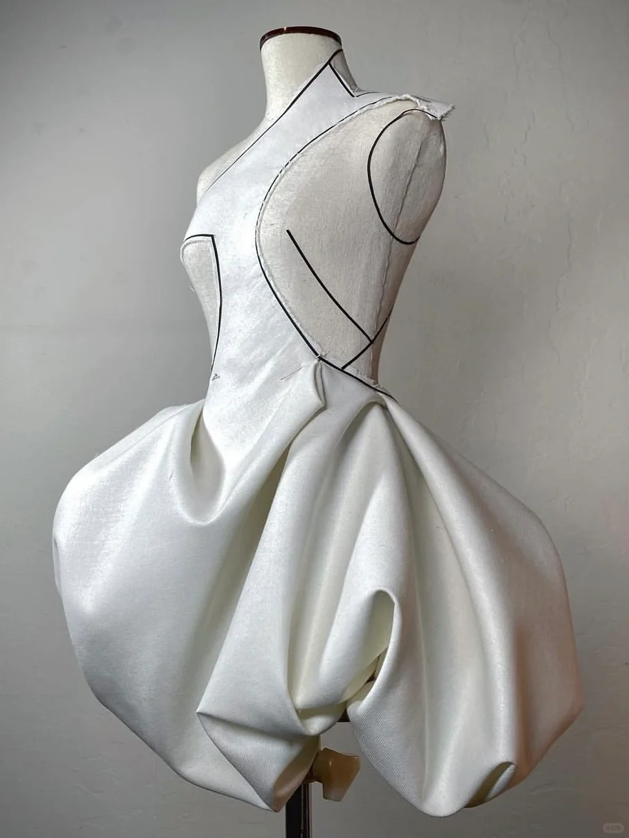 审美提升｜立裁分享?宝藏大师的建筑美廓形