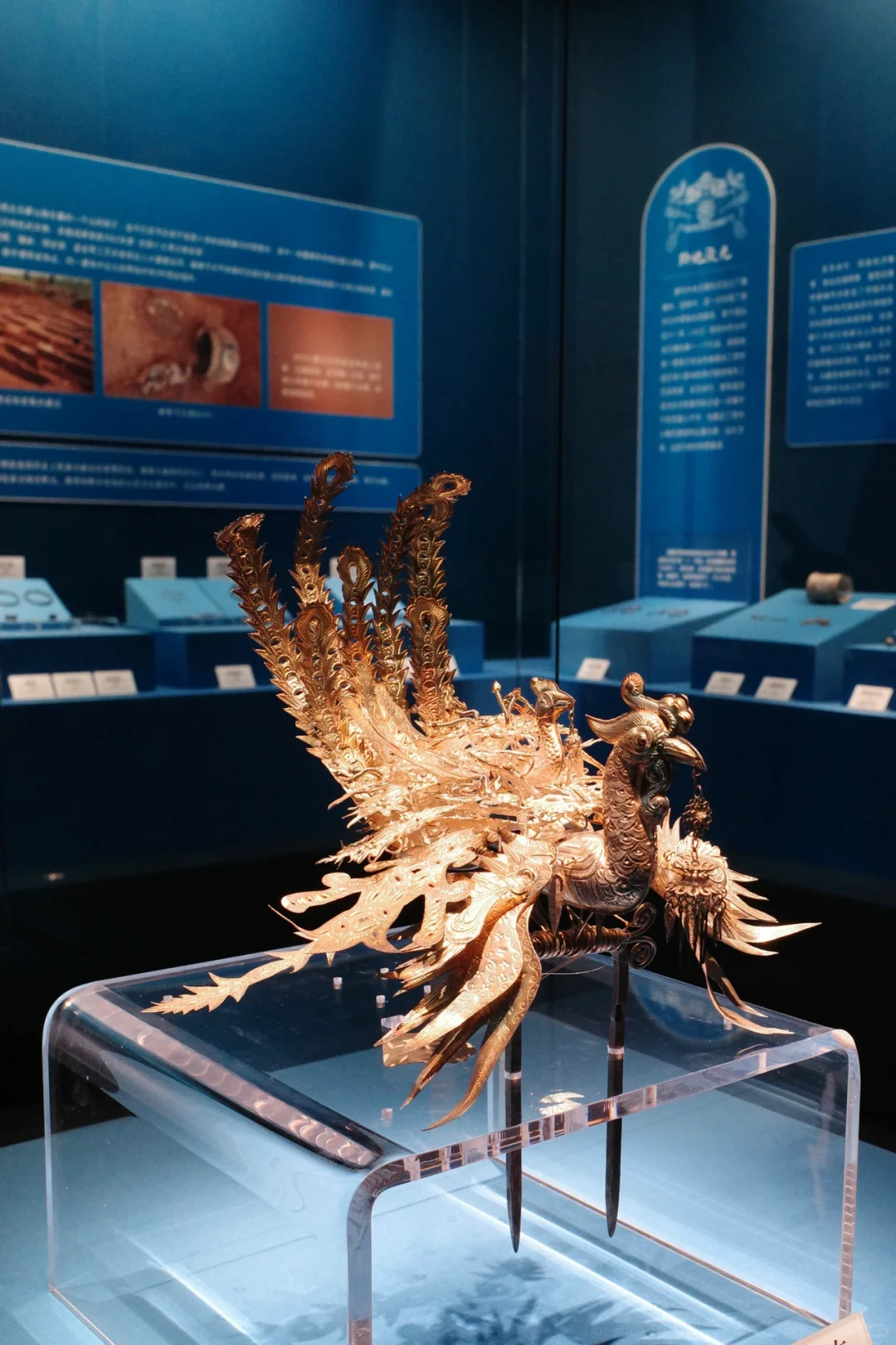 《银熠生辉》贵州省博物馆民族服饰赴沈阳