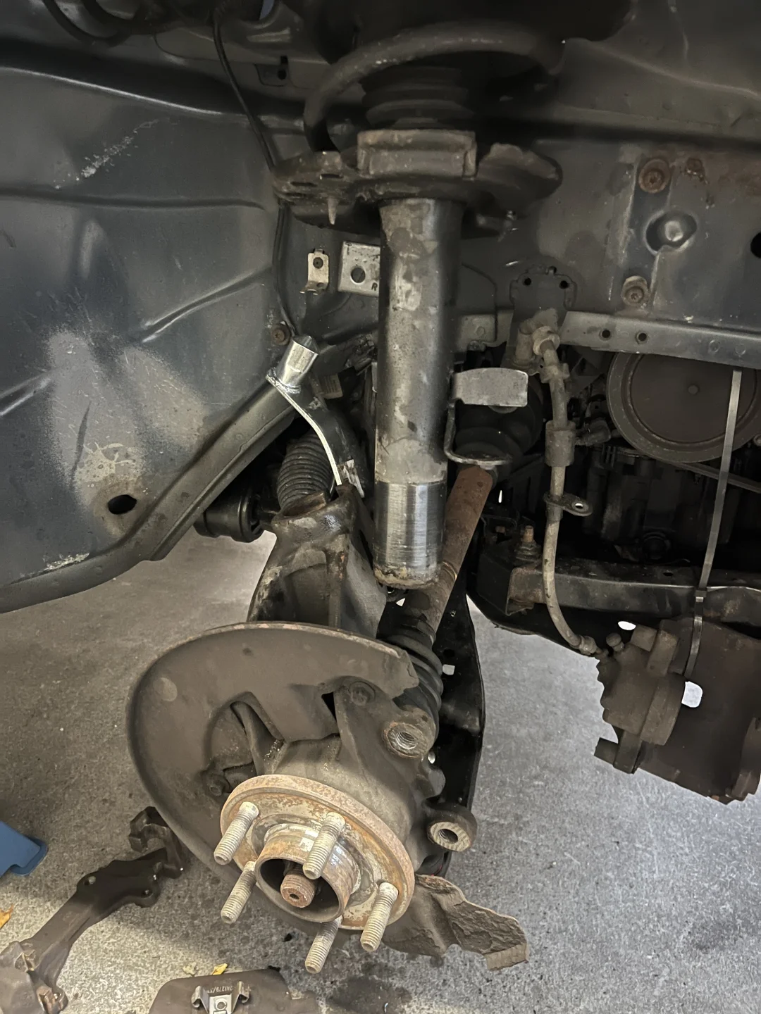 ??修车记录，自己换漏油的避震