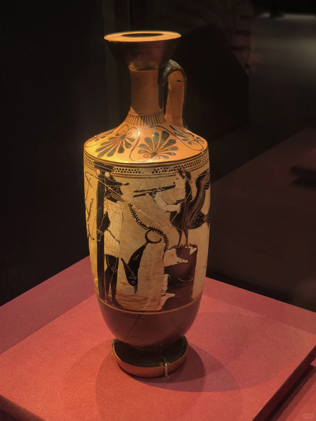 夜游博物馆小记?聊聊两场不同的希腊展