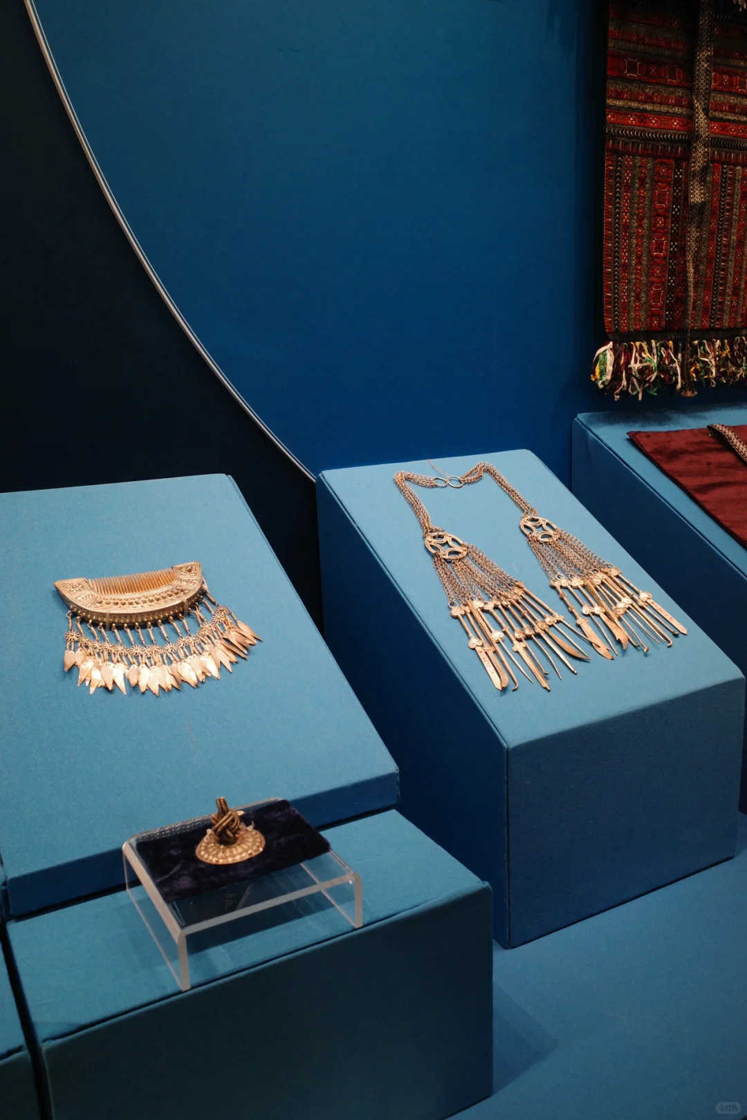 《银熠生辉》贵州省博物馆民族服饰赴沈阳