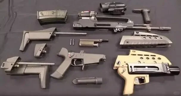 特种工程塑料在轻武器上替代传统木制零部件