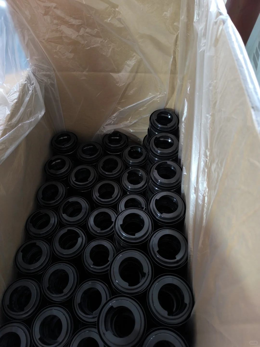 生产塑料外壳有缺胶如何处理