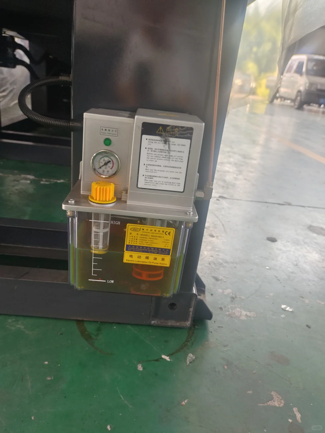 海达三代260吨两台