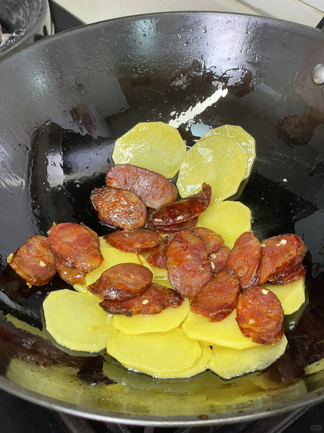 和爸妈商量后，决定腊肠尝鲜装再上200份！