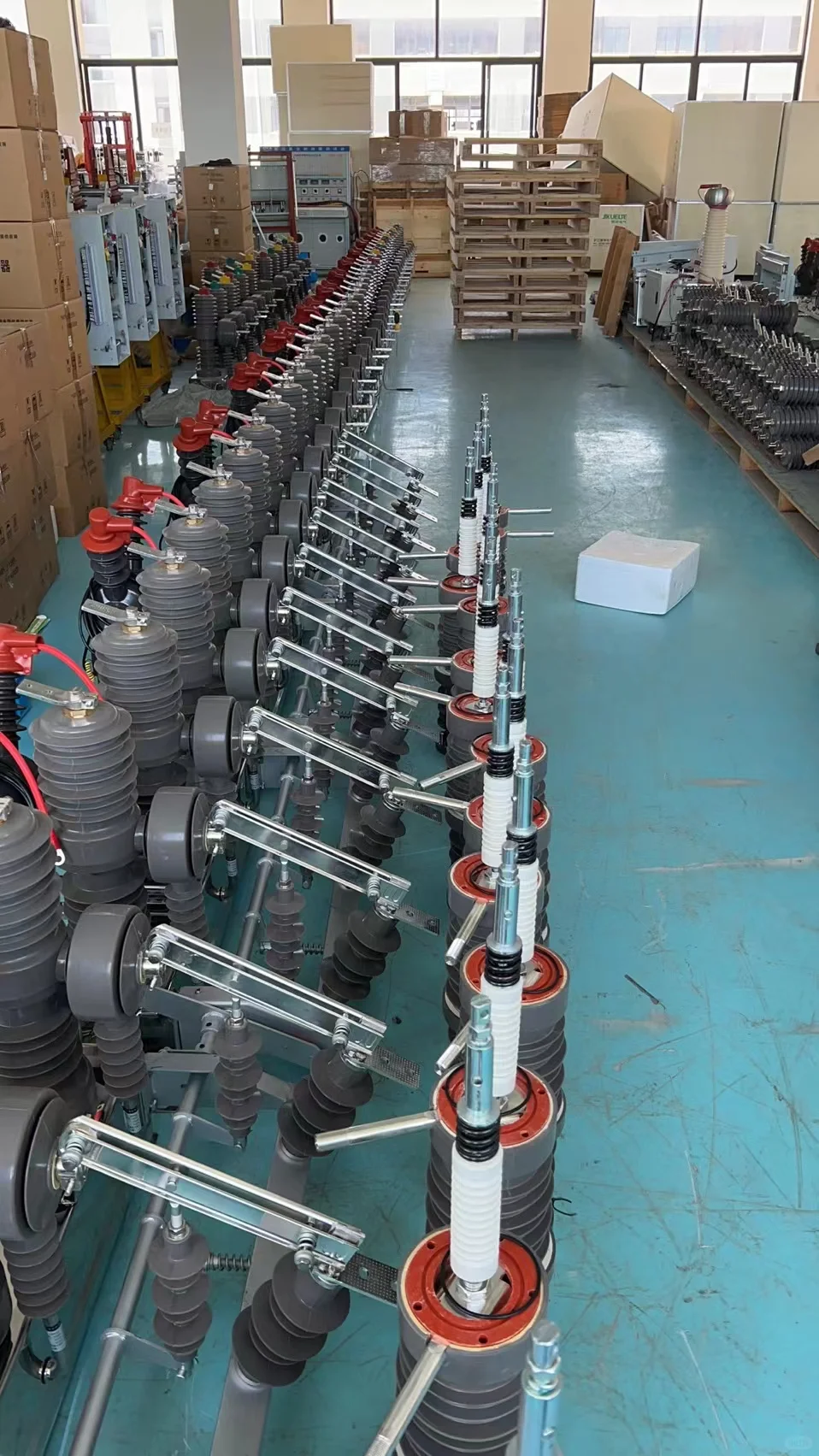 我的天啊 锦坤电气变成这样了