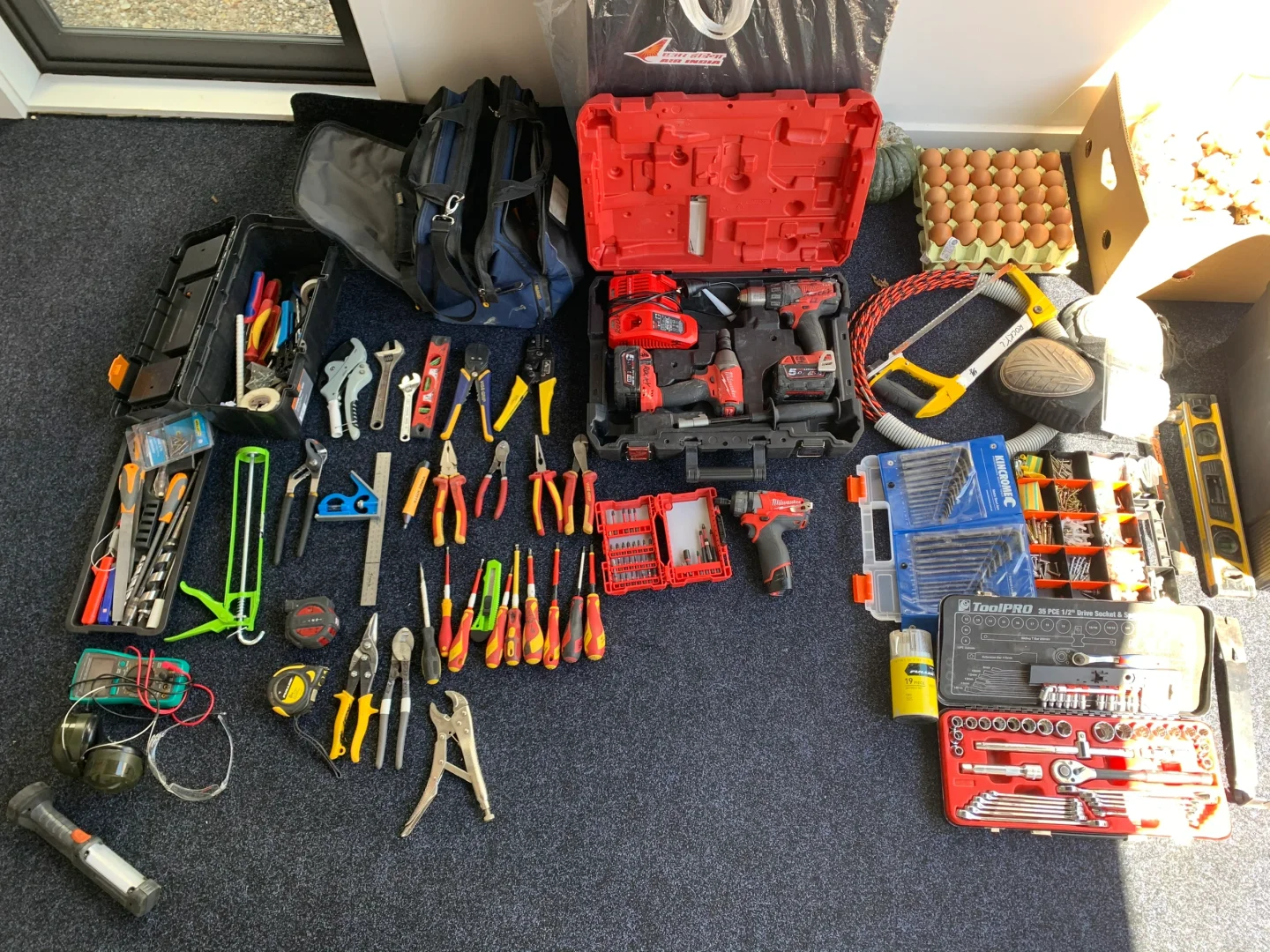 干起活来工具一定要齐全！