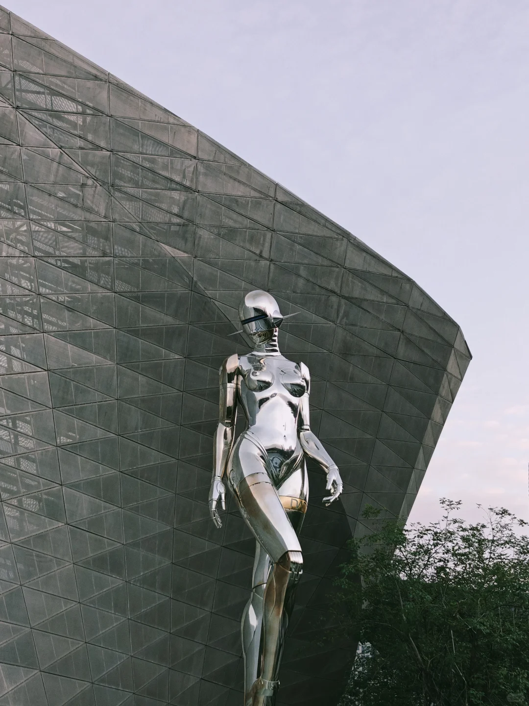 ?空山基深圳展✨赛博机械美学灵感暴击