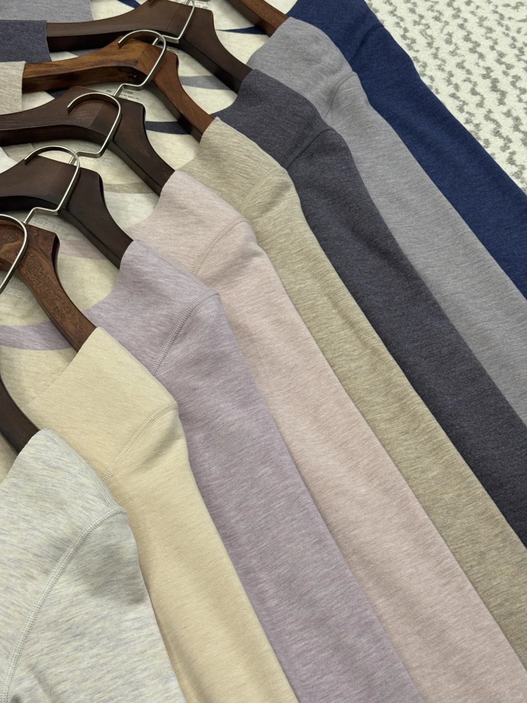 总有姐妹买保暖衣不看面料成分,到手才后悔