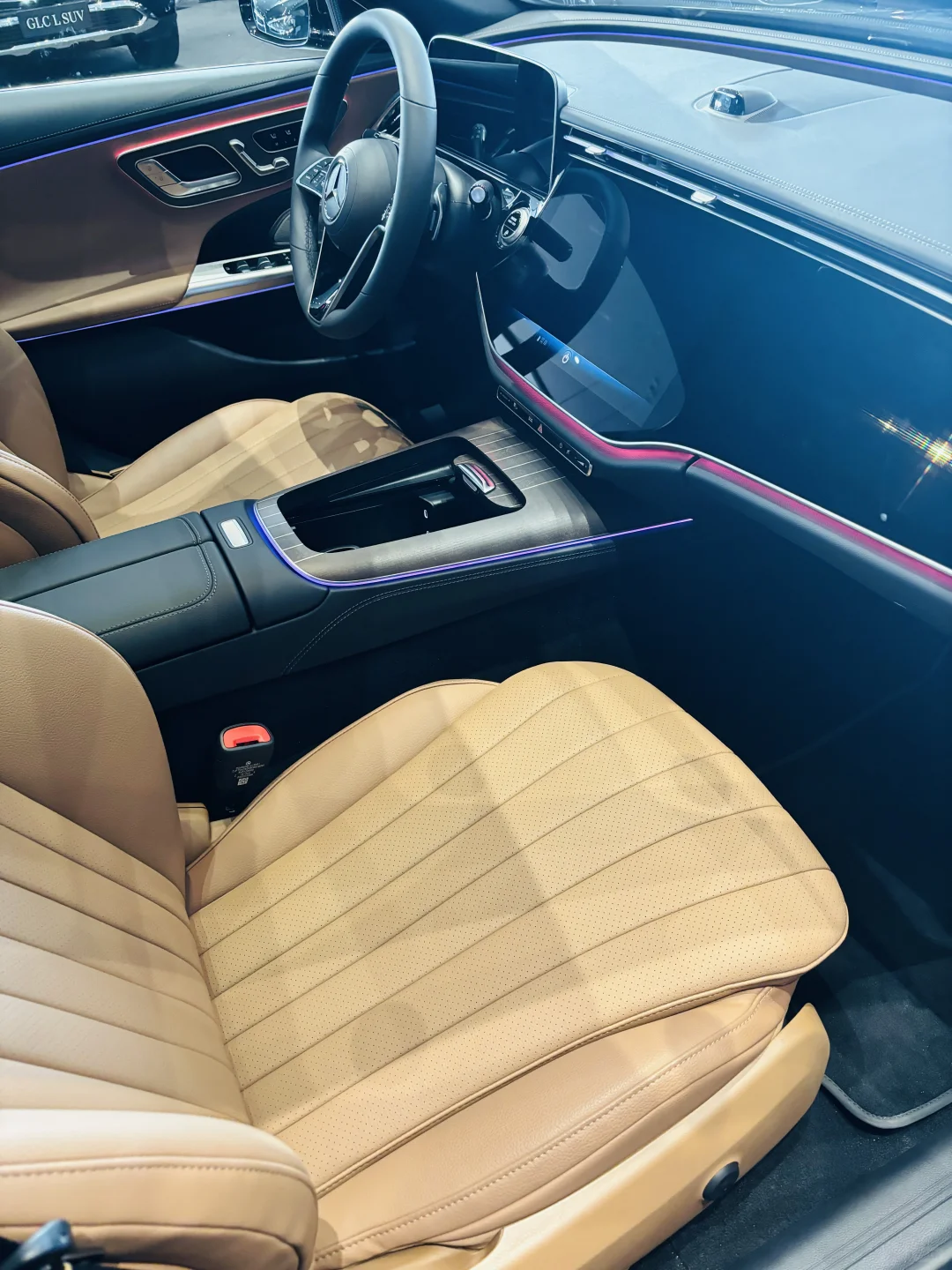 奔驰展销会剩下的原装遮阳伞晴雨伞便宜处理