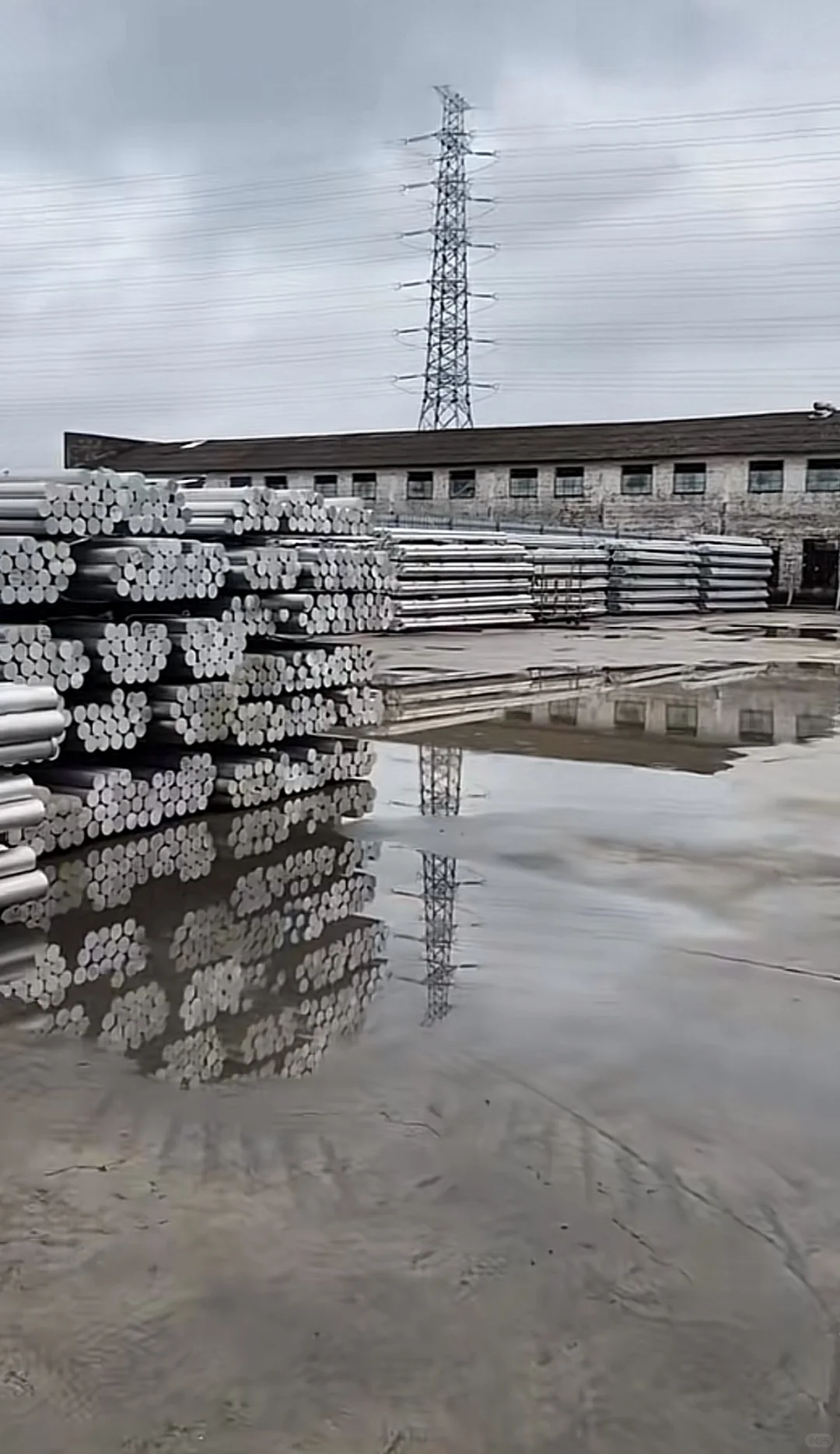 在等一波泼天富贵得流量