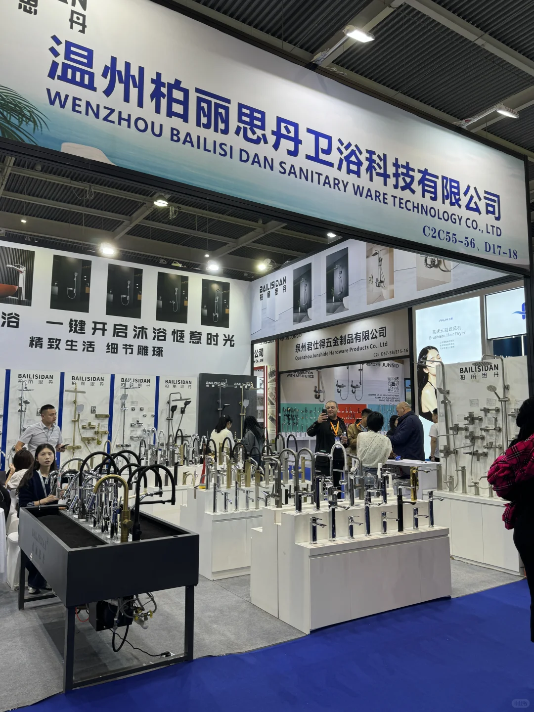 这款激光工具让老外当场追加2000套订单！