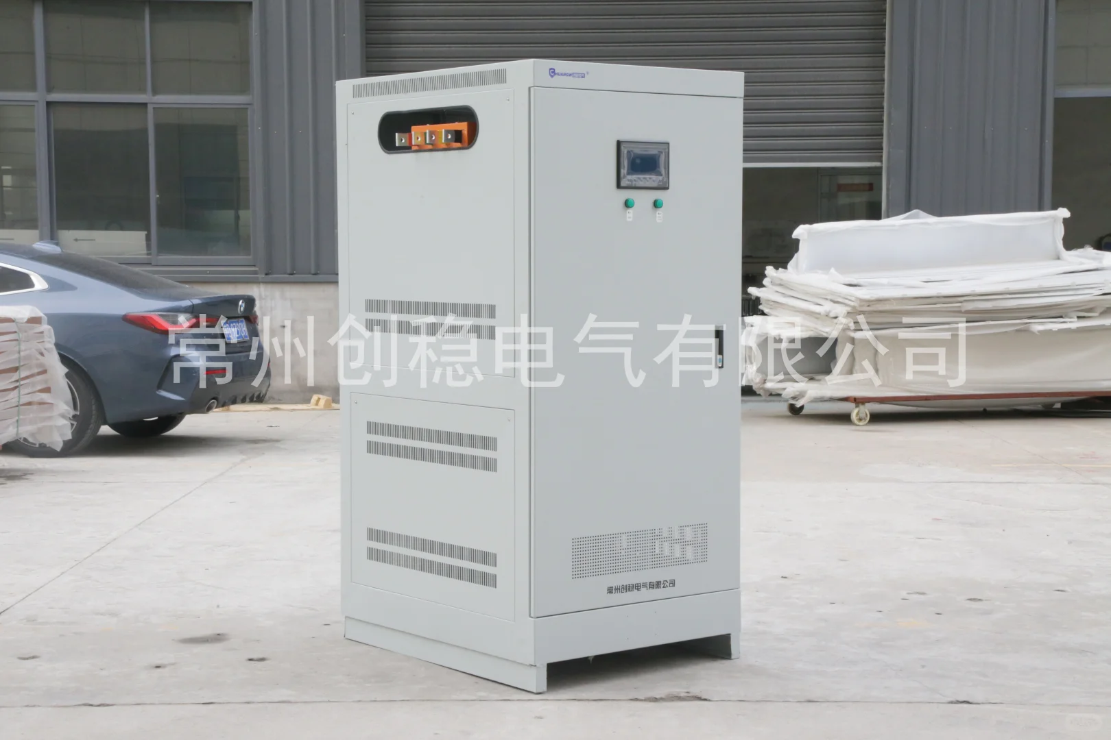 光伏板怎么配稳压器?