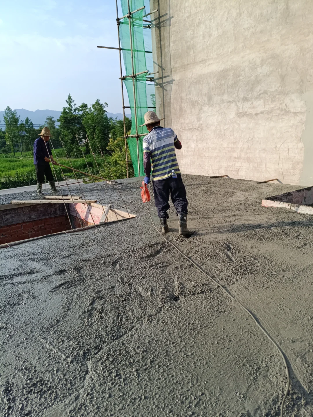 小白挑战建房之浇筑一楼楼面混凝土