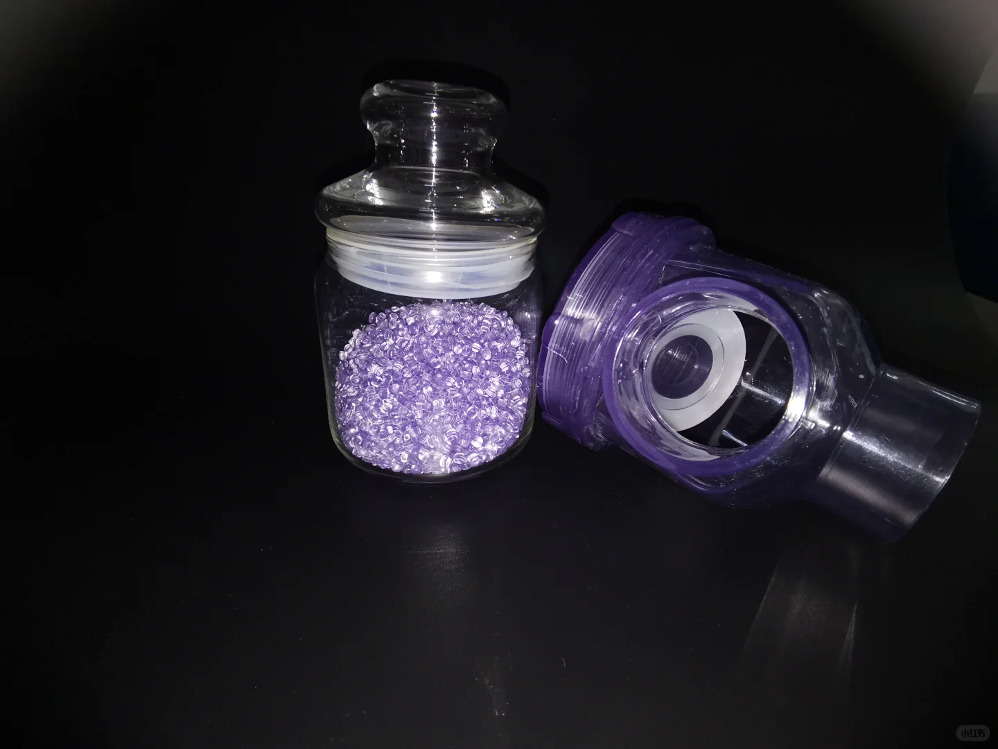 无锡嘉弘 PVC 硬质颗粒：现代工业的坚固基石