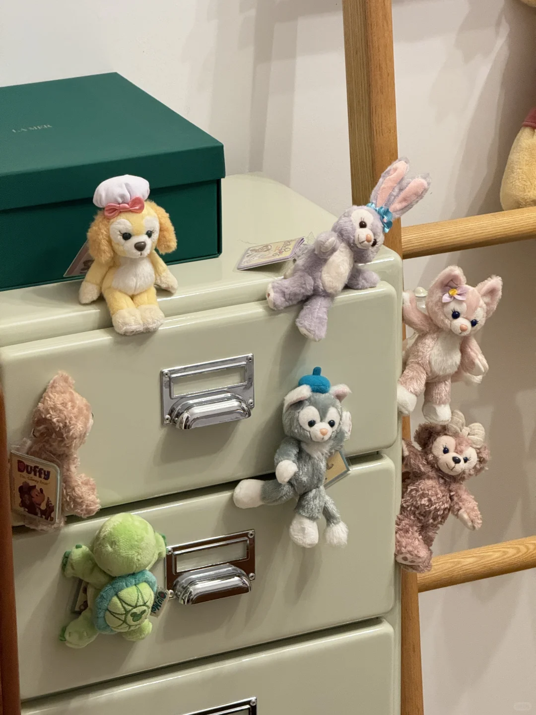 分享一些治愈我的迪士尼崽崽们滴日常图?