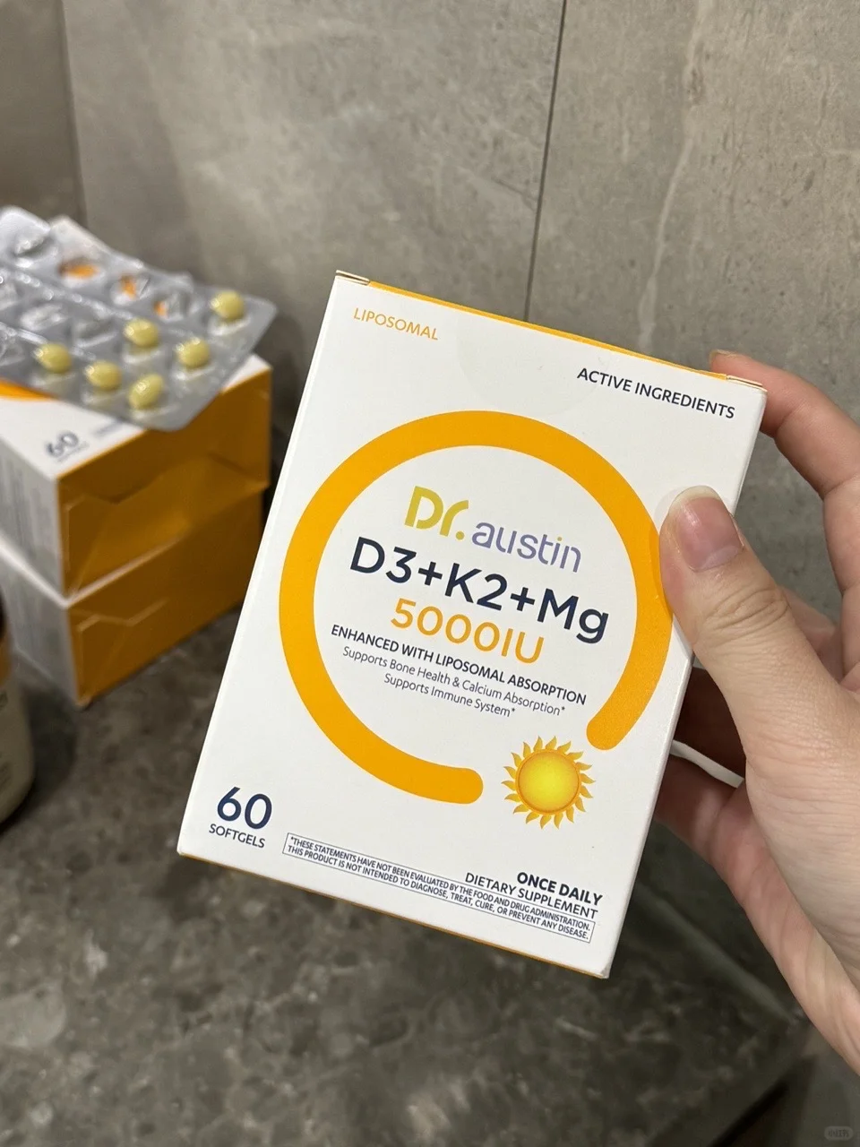 营养科已离职,维生素D能劝一个是一个