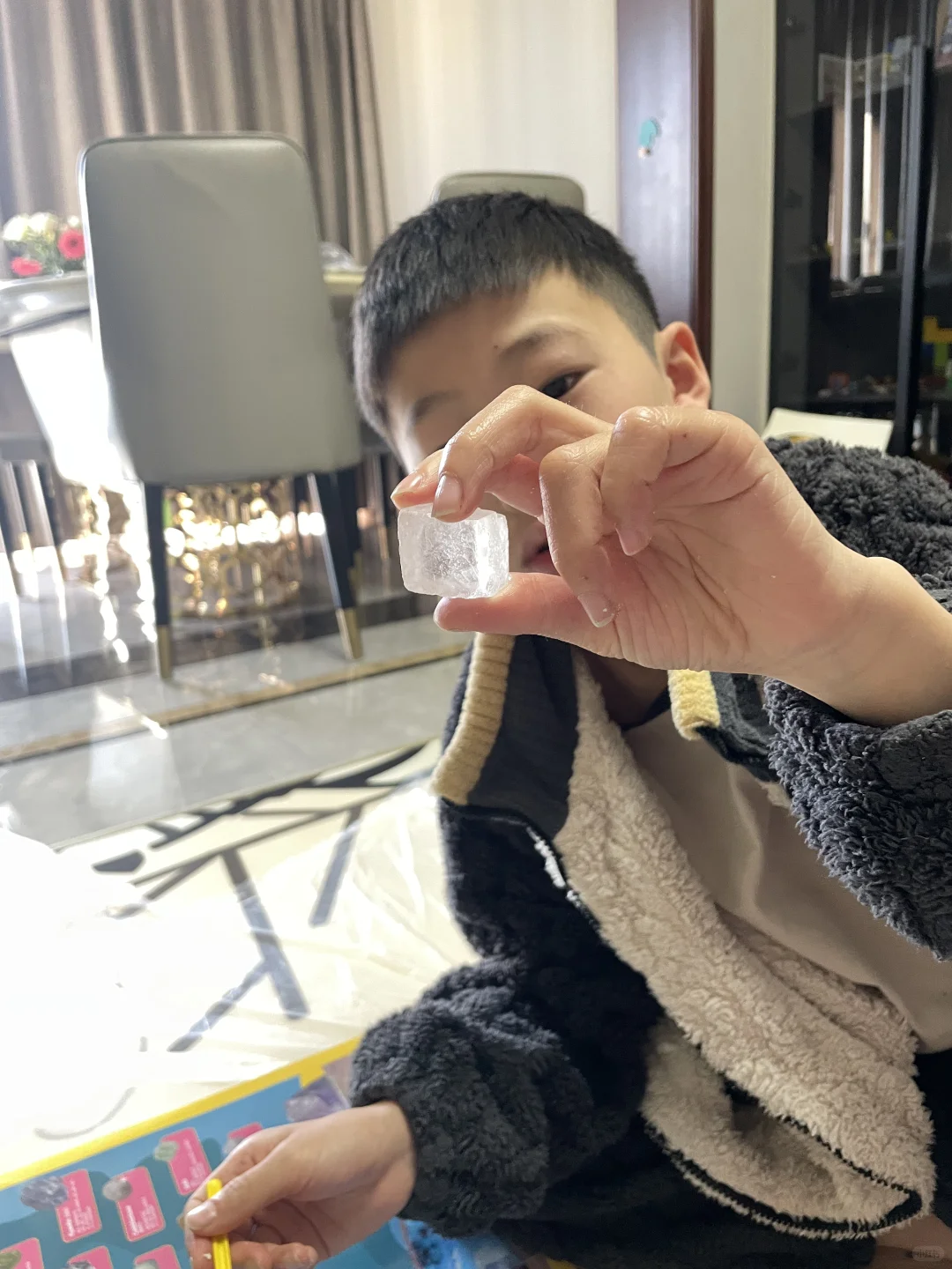 ?哇！山姆这石头也太好看了！