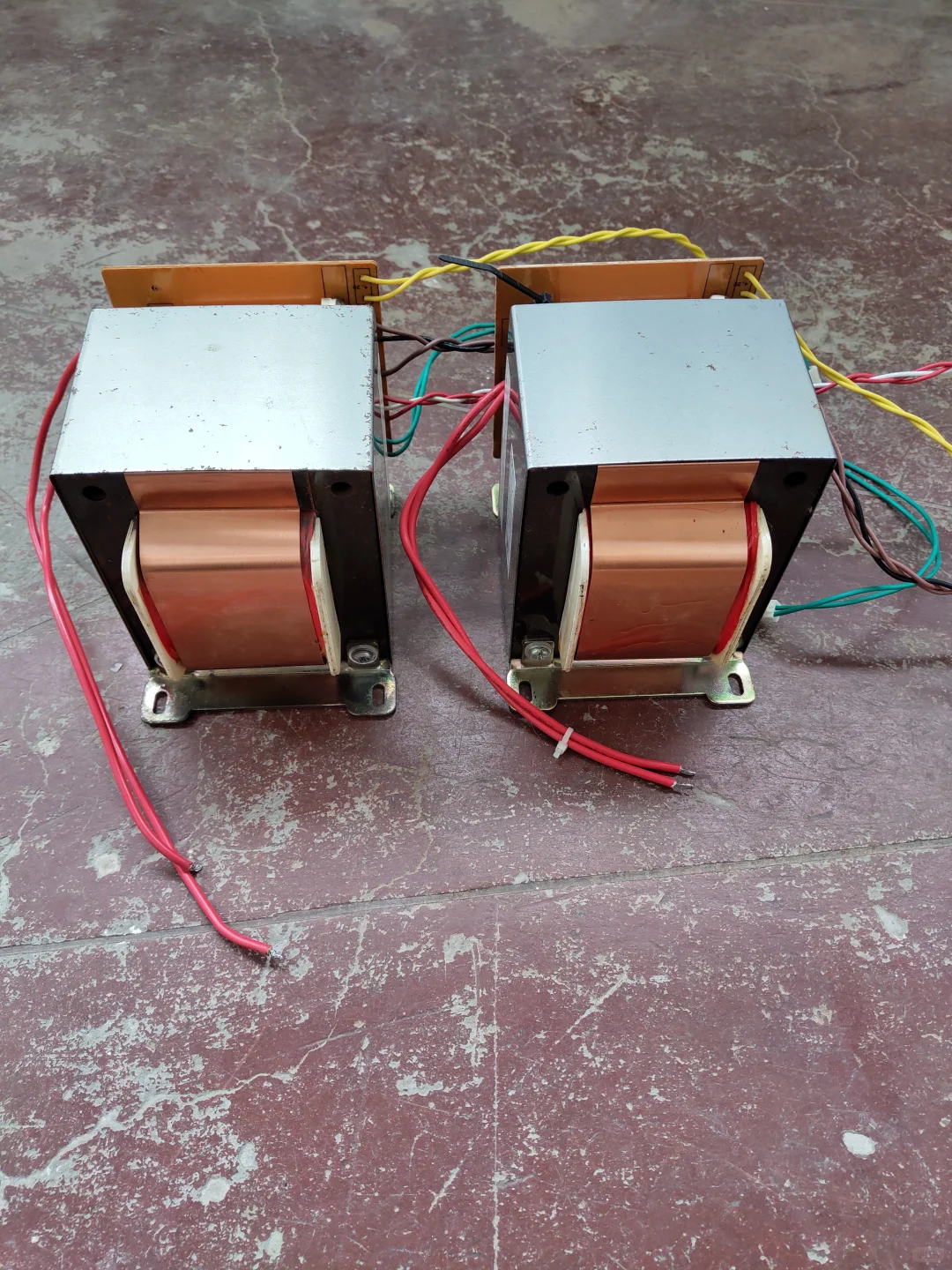 拆机方牛变压器一对