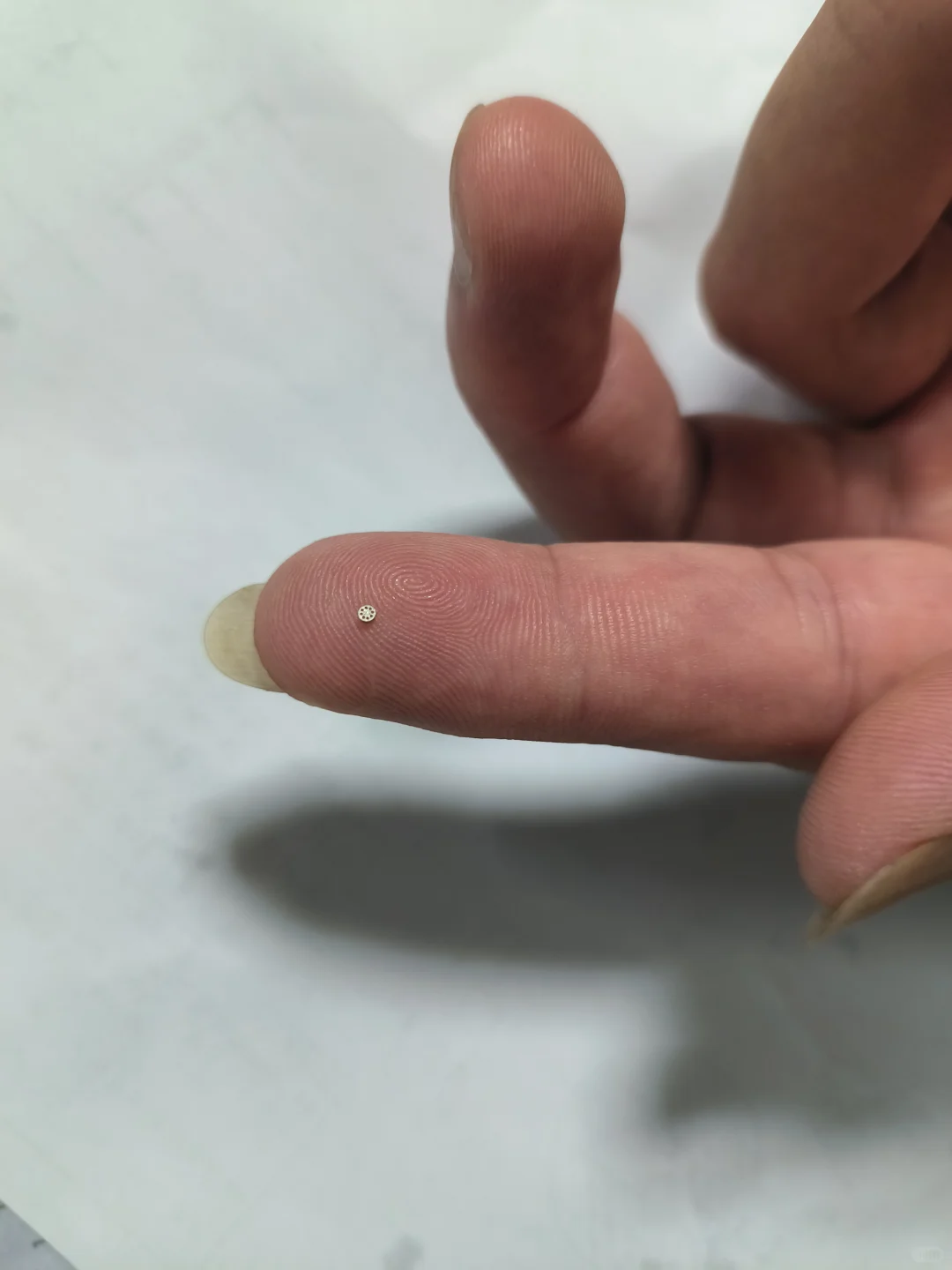 就是这么小的机加工零件你们见过吗