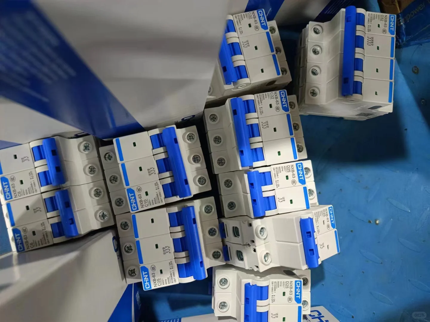 正泰空气开关断路器，品质保障，安心出售！