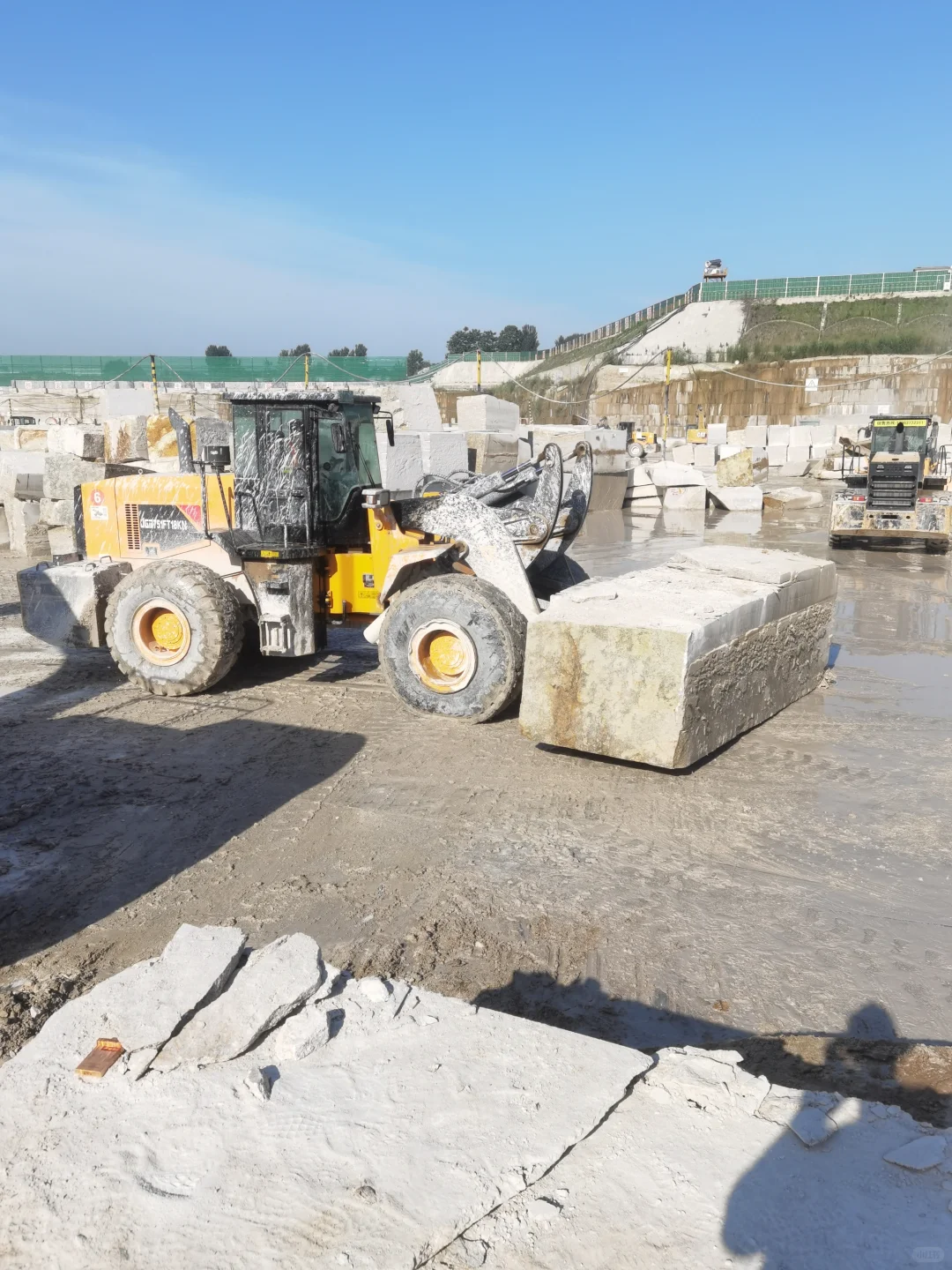 石材矿山现代化开采工作流程