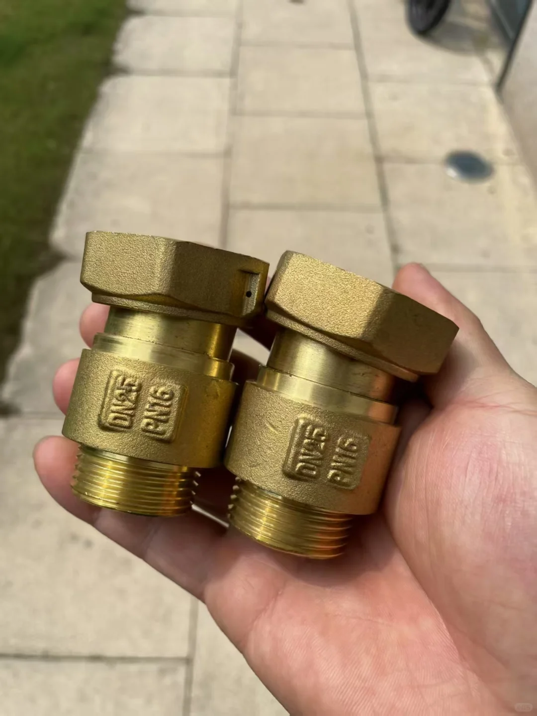 两个礼拜用了六方水,希望这个房子旺旺我