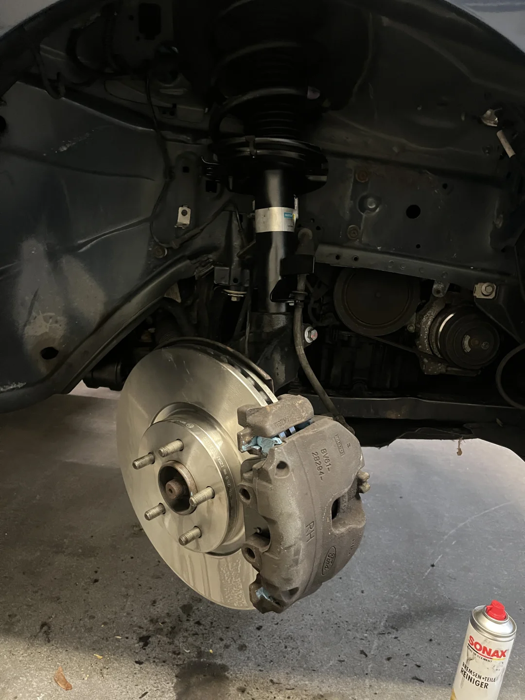 ??修车记录，自己换漏油的避震