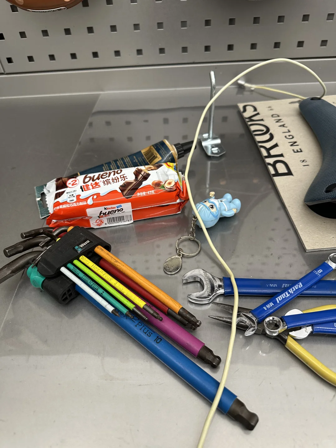 每个男孩都有一个维修工作台的梦