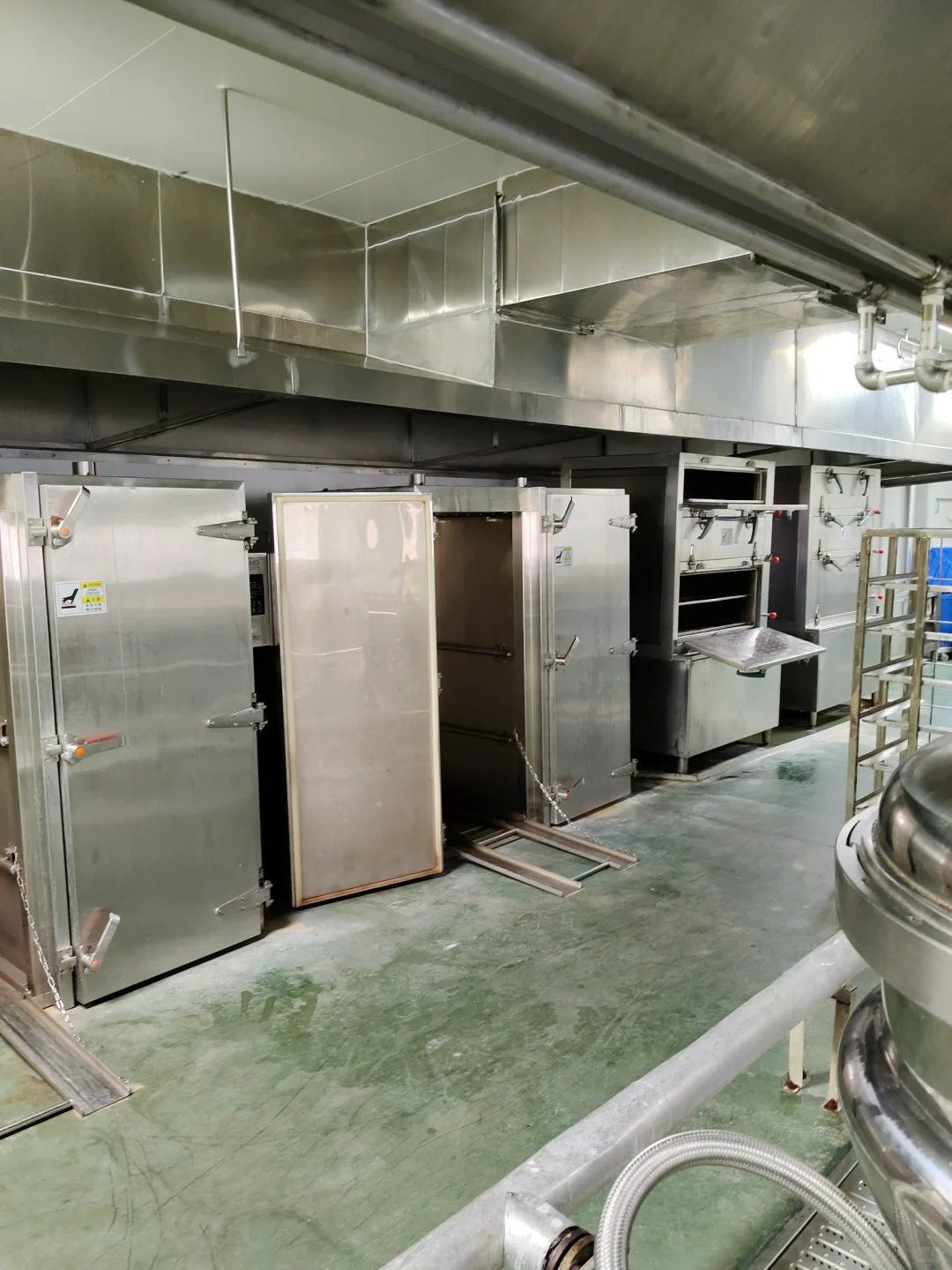 考察预制菜现场，老板都话今年生意唔好做