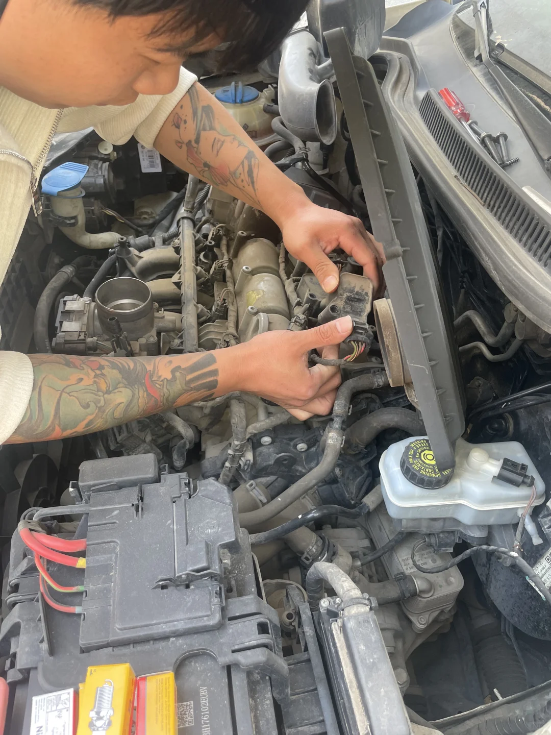 自己更换小polo 火花塞