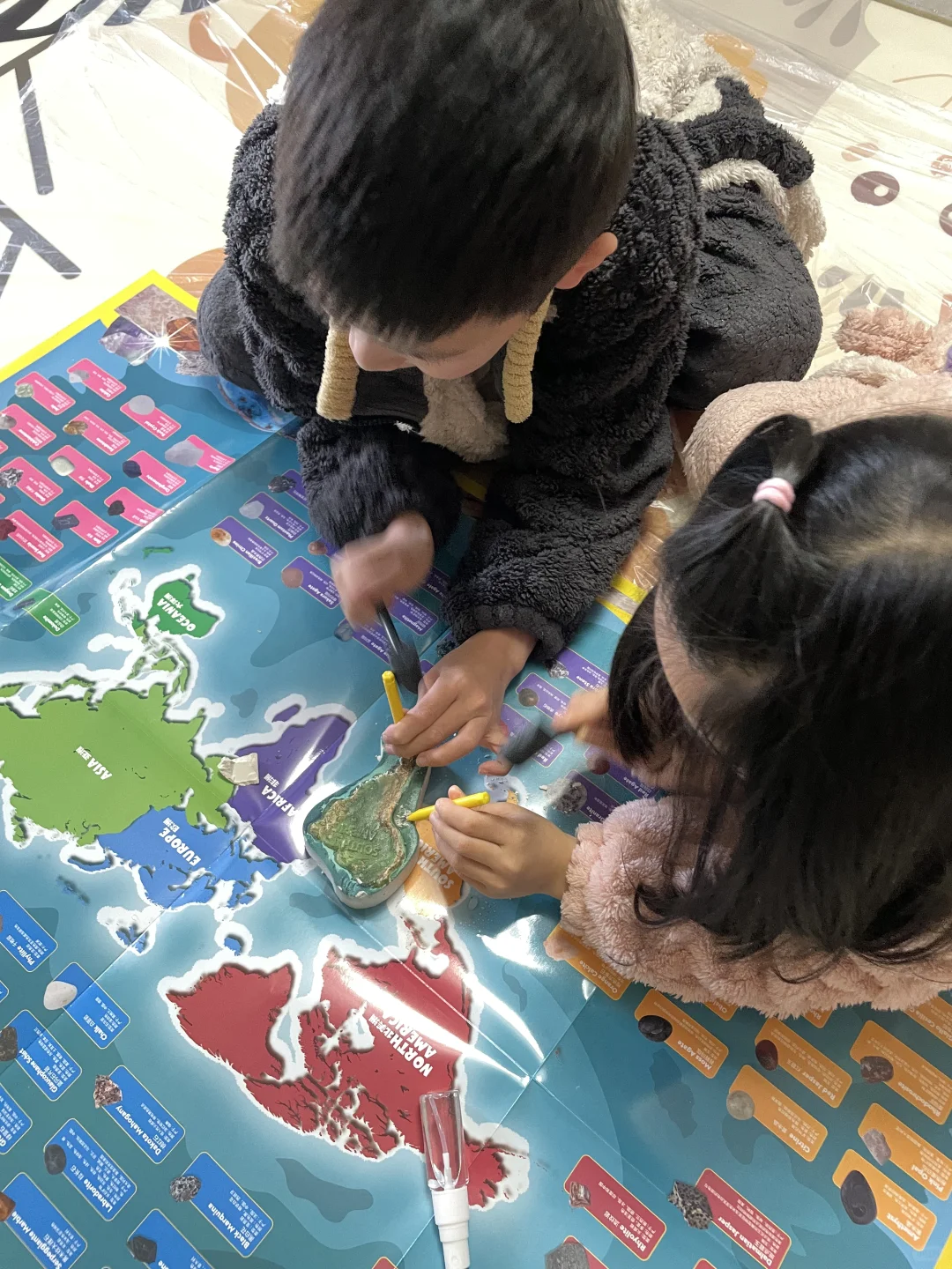 ?哇！山姆这石头也太好看了！