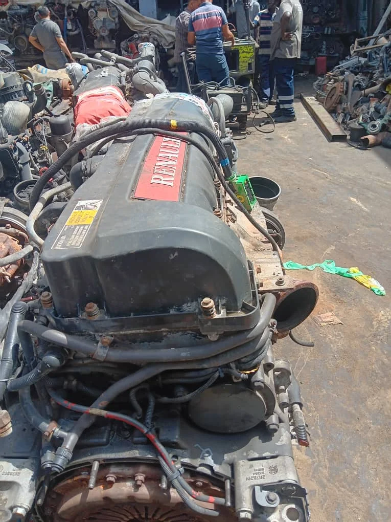 重型卡车发动机拆车件