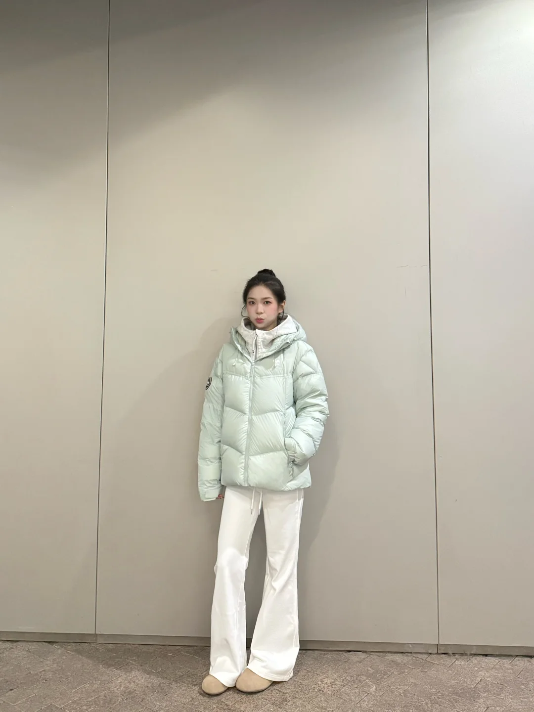 冬天实用穿搭 鹅绒服➕微喇裤 简约韩系！